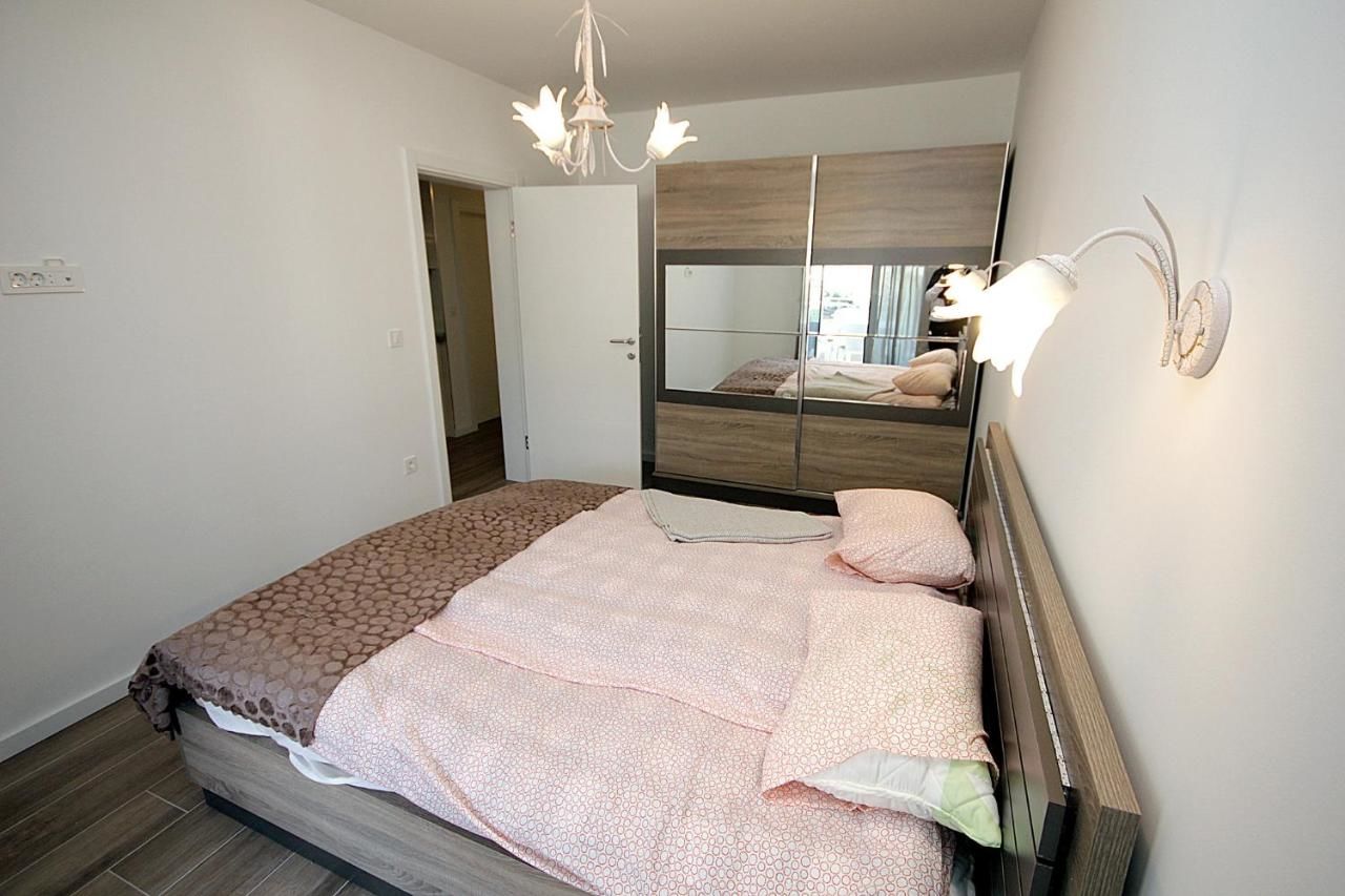 Апартаменты Apartment Melina Добра-Вода-20